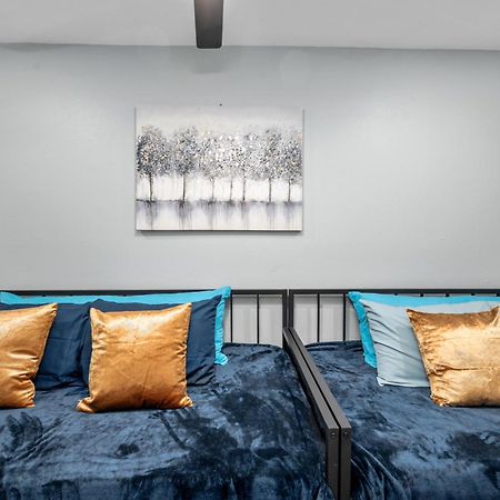 Warm Heights 2Br With Pool & Free Parking Apartment Houston Exterior photo